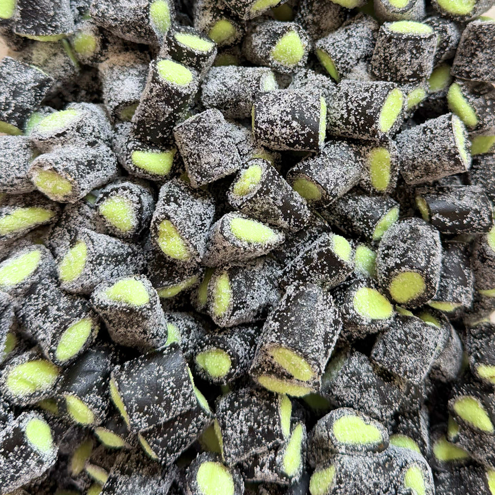 Salty Black Licorice & Pear Bites (4oz) (114g)