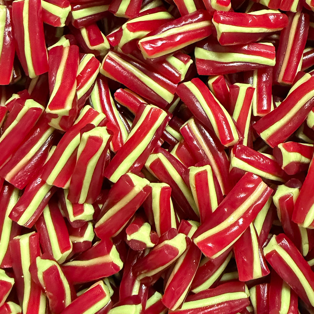 Raspberry Twists (4oz) (114g)