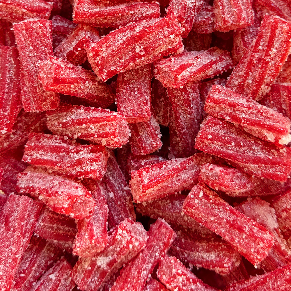 Sour Strawberry Twists (4oz) (114g)