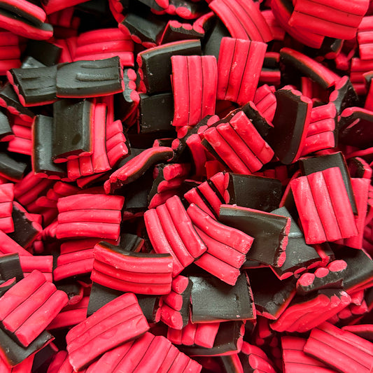 Strawberry & Licorice Stripes (4oz) (114g)